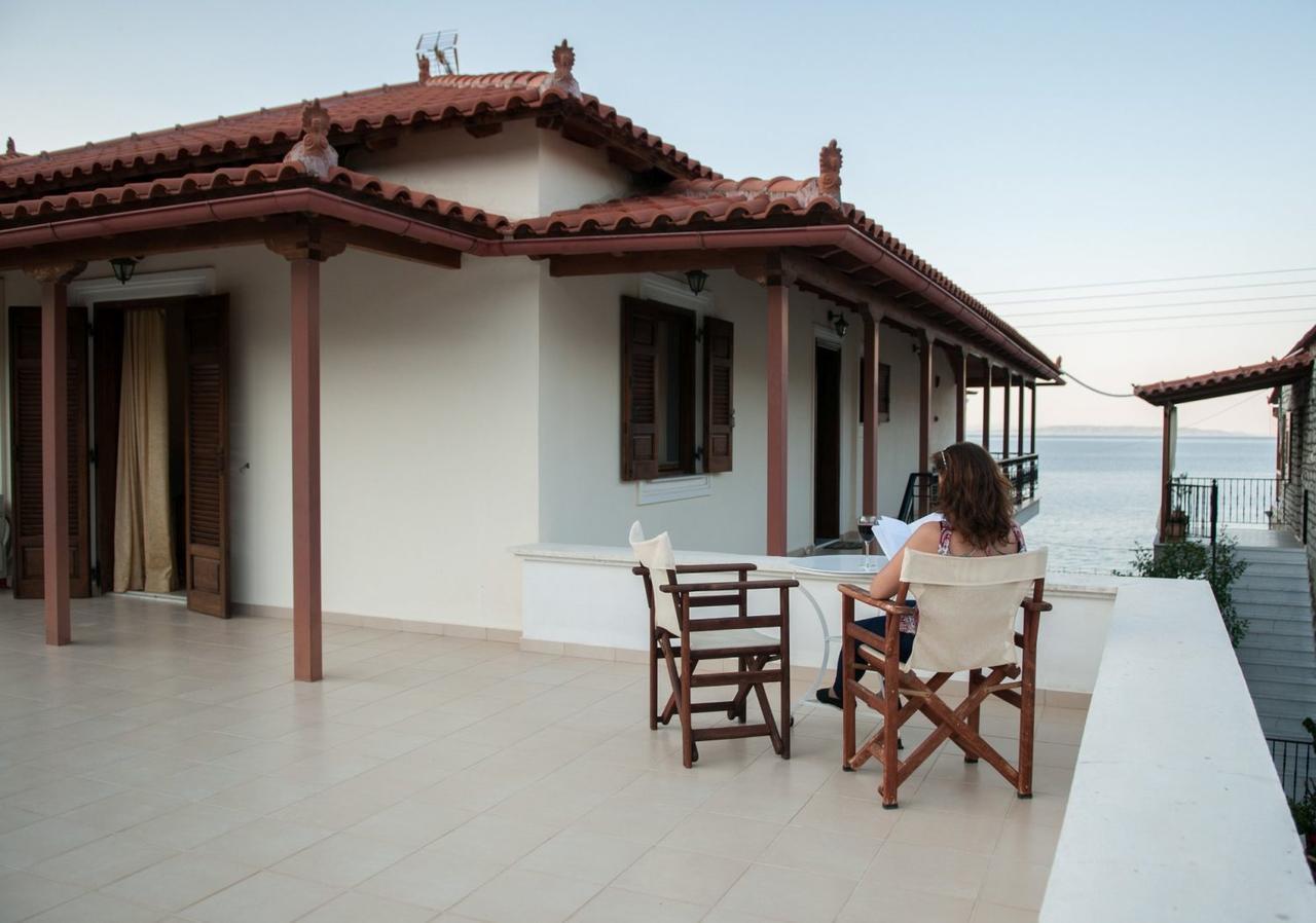 Polichni Hotel Leonidio Exterior photo